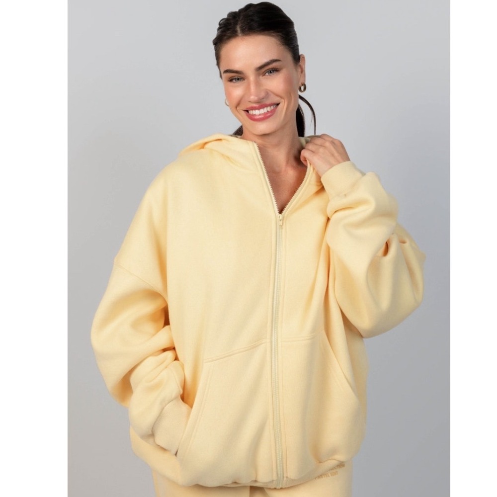 Comfrt Full Zip Hoodie Unisex XL Butter Yellow Excellent Oversized Pastel Edit